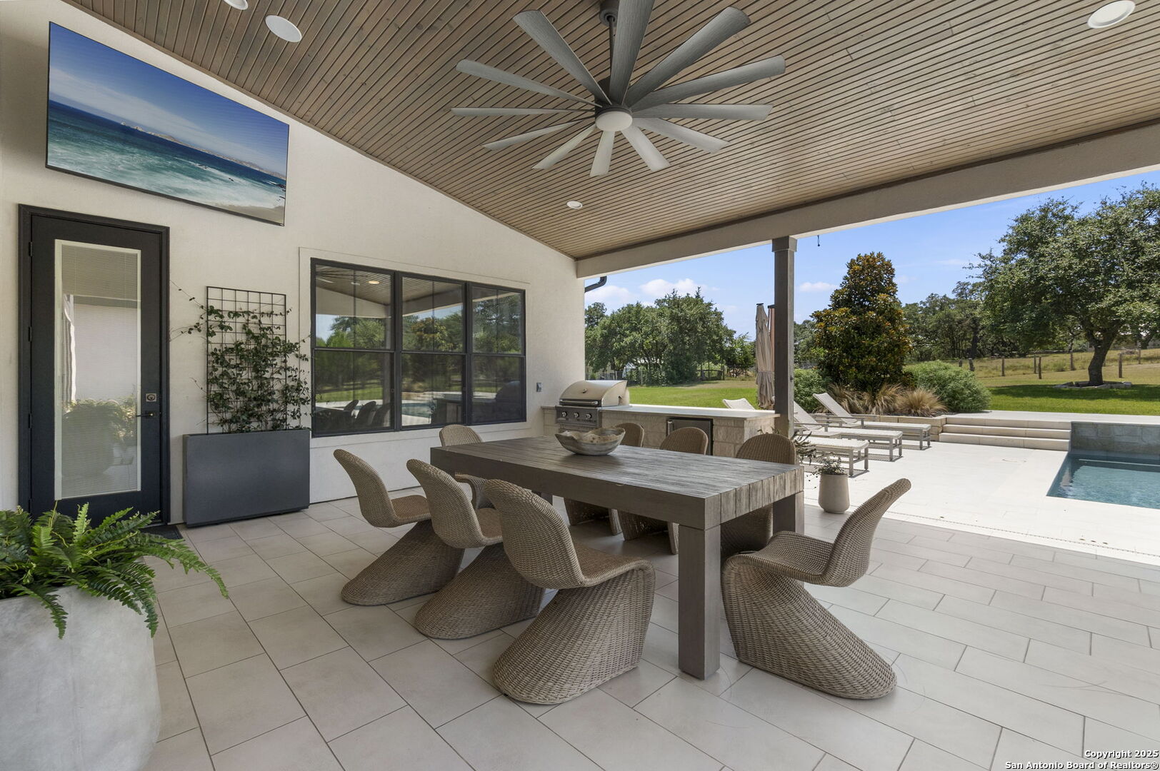 137 Balcones Bend