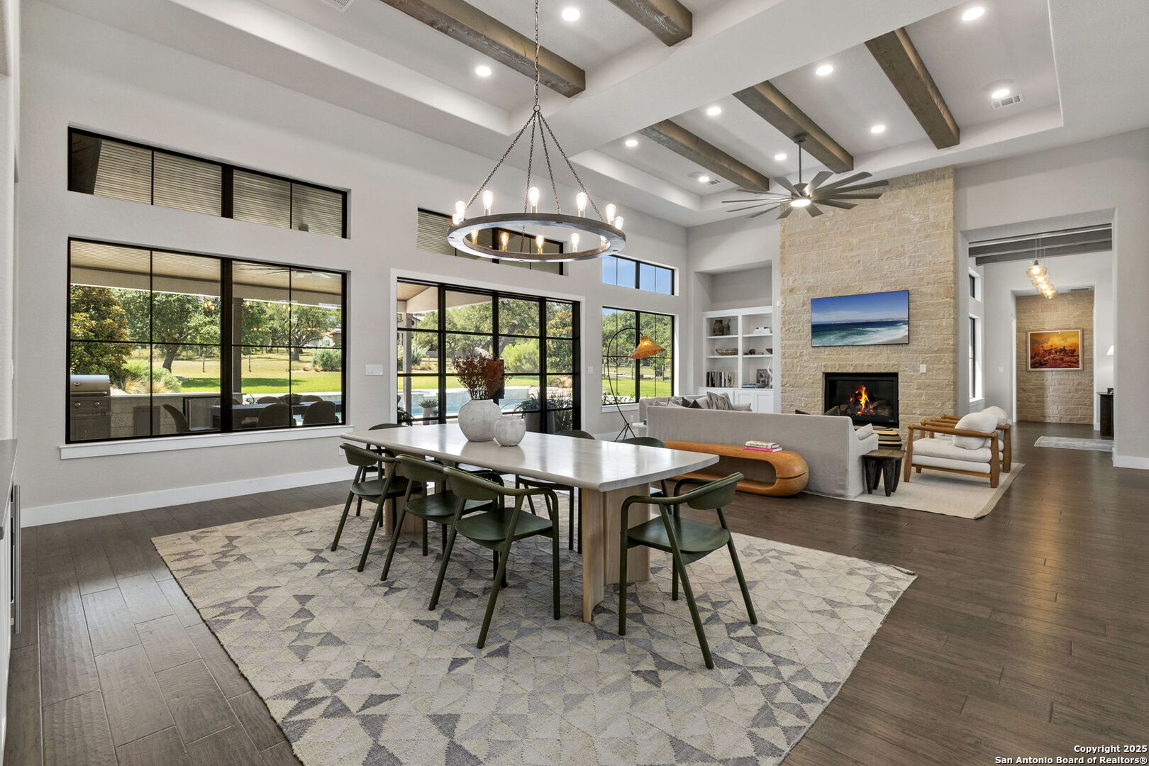 137 Balcones Bend