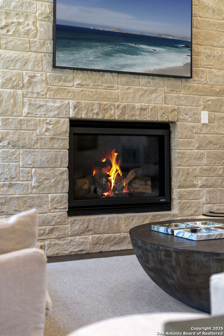 137 Balcones Bend