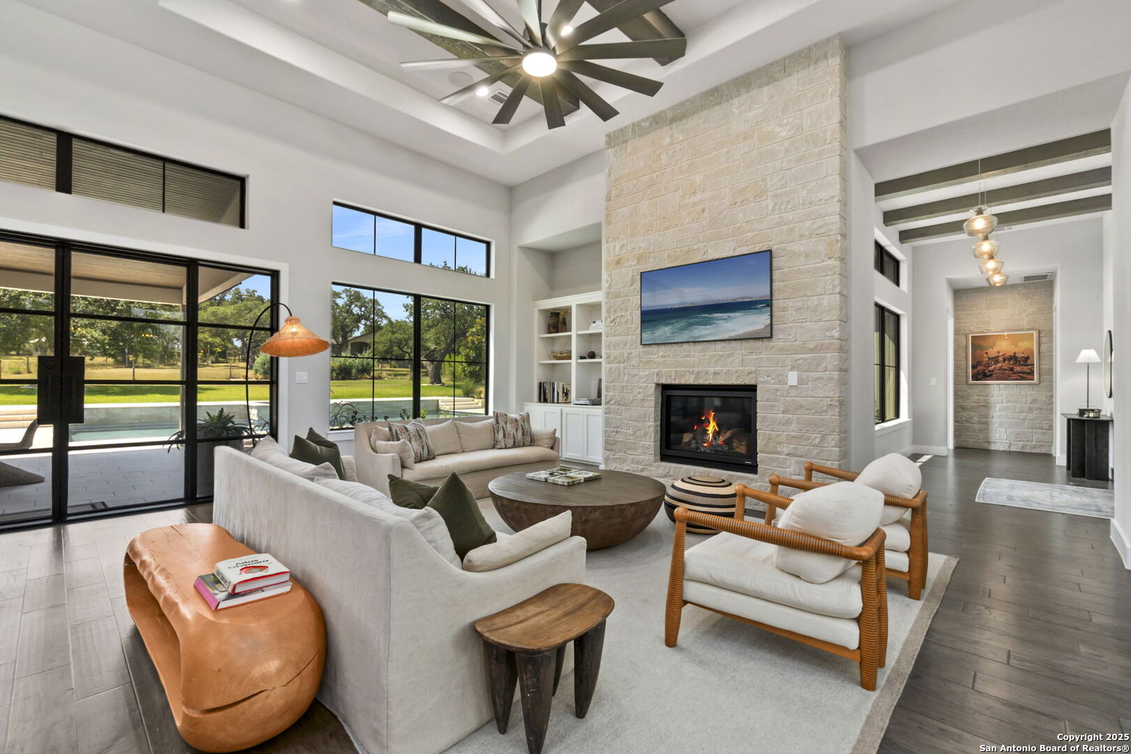 137 Balcones Bend