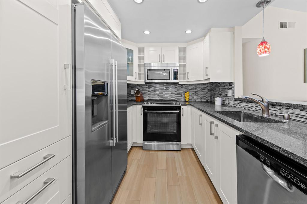 707 Brookstone Rd 202