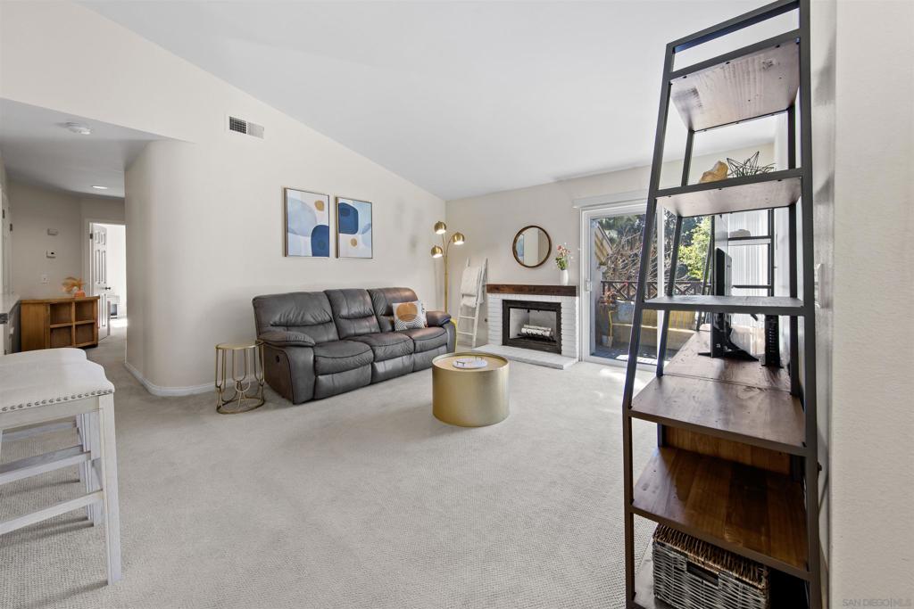 707 Brookstone Rd 202