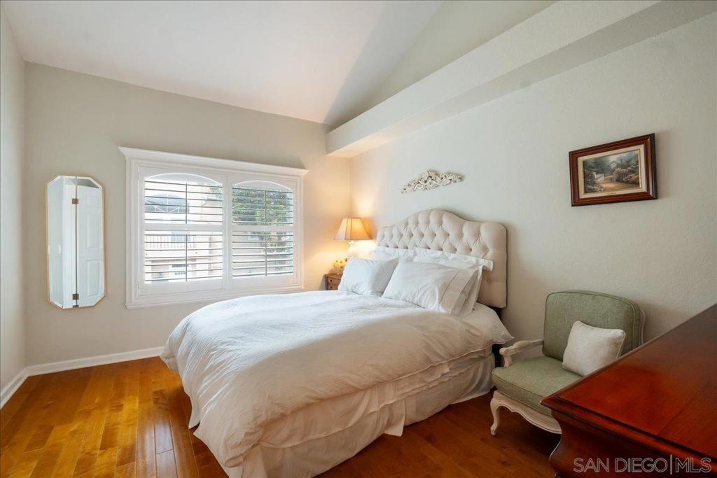 7274 Shoreline Drive 116