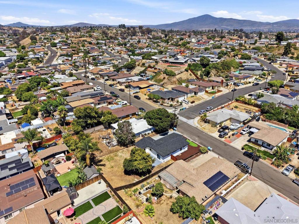6228 Calle Pavana