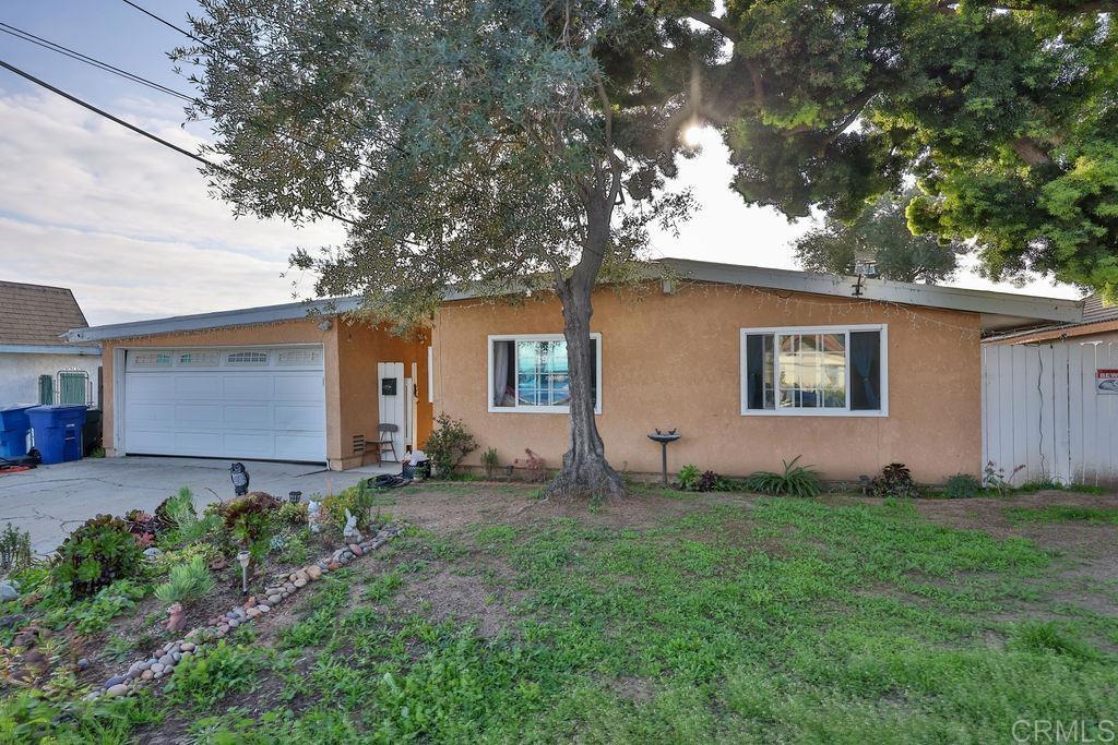 978 Monserate Avenue