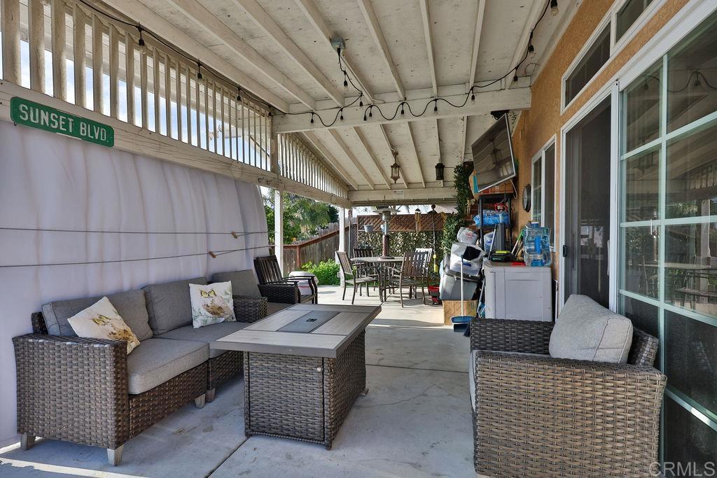 978 Monserate Avenue