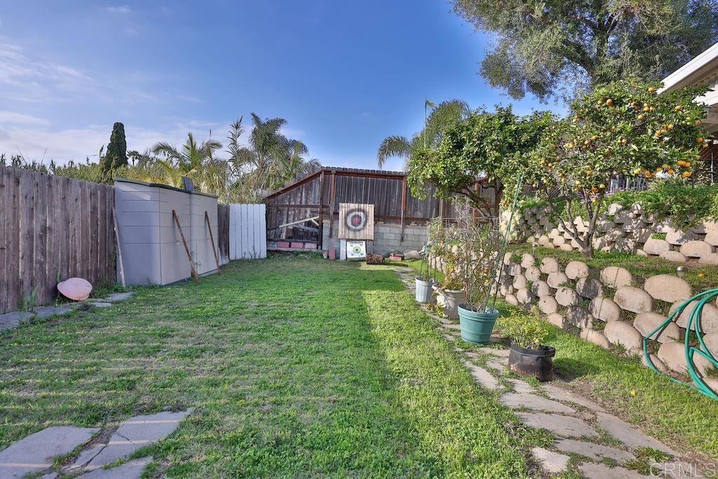 978 Monserate Avenue