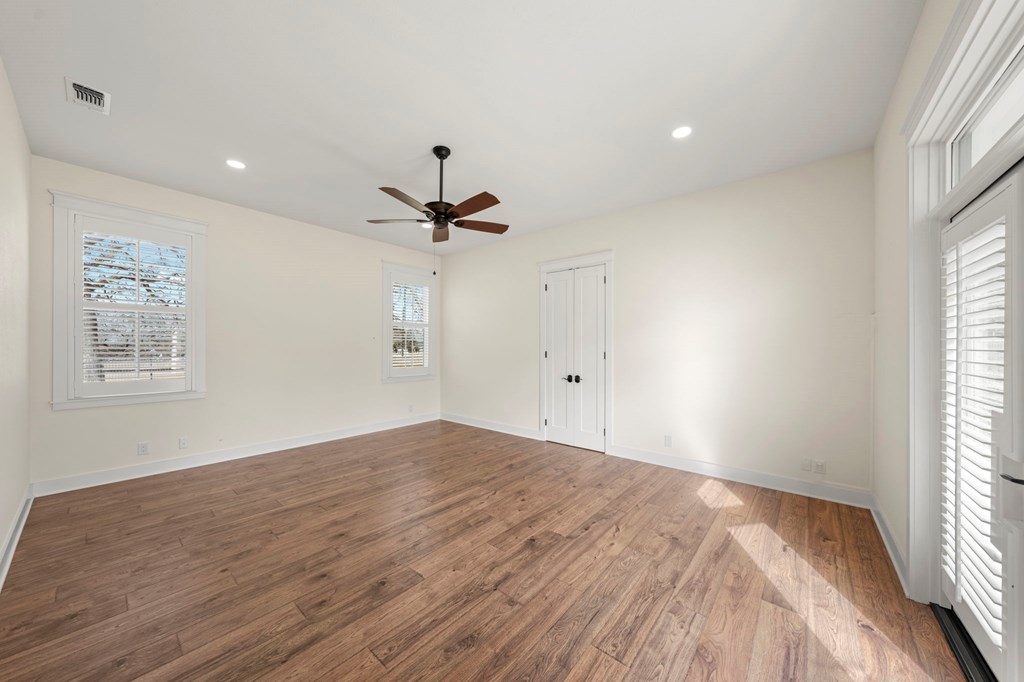 1125 Knopp School Rd