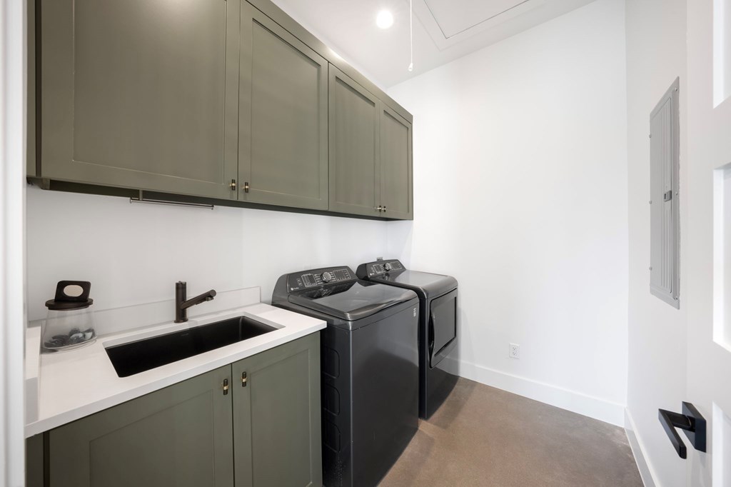 415 Mystic Oaks Trail