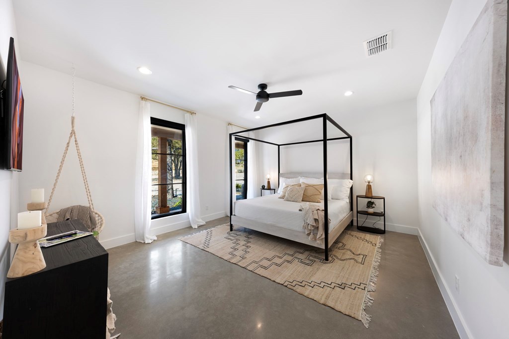 415 Mystic Oaks Trail