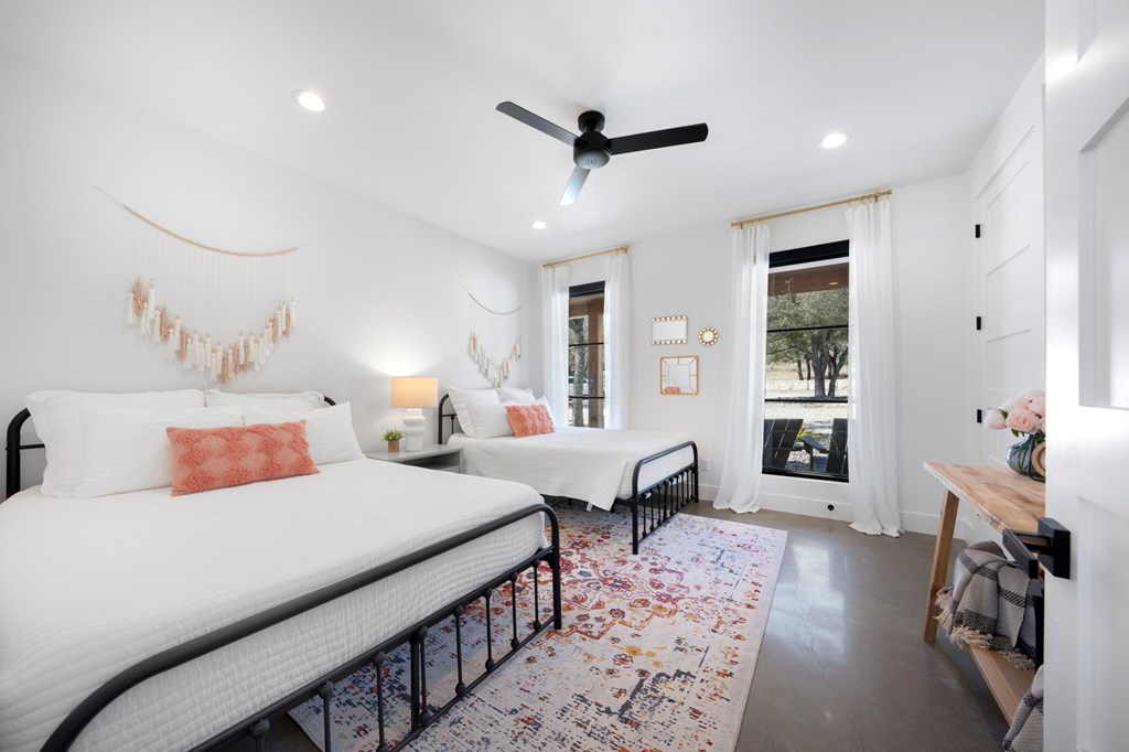 415 Mystic Oaks Trail