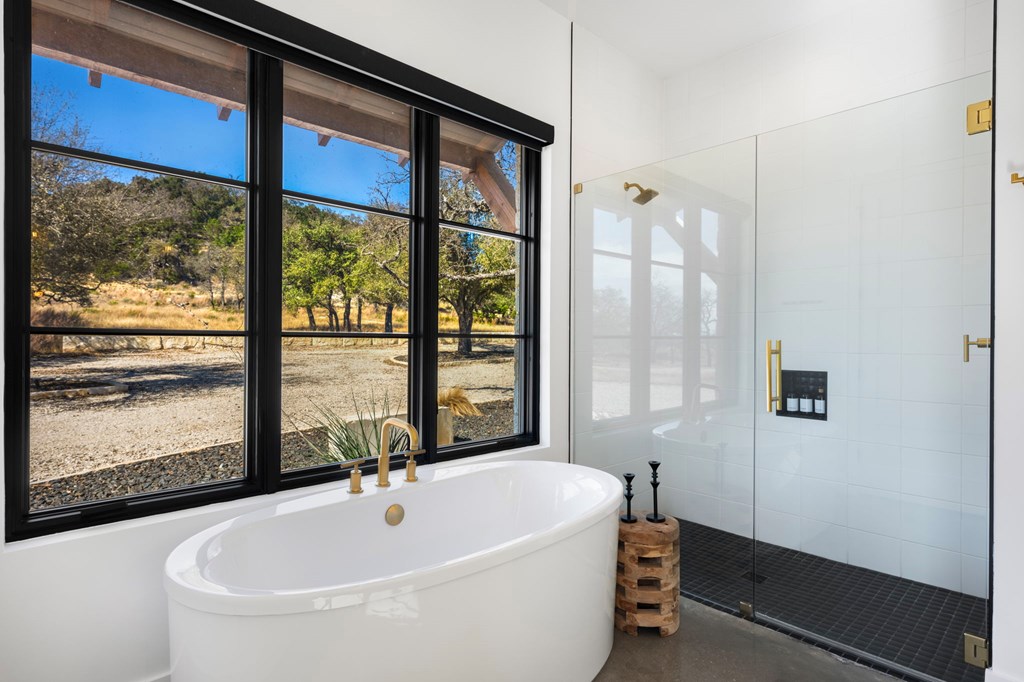 415 Mystic Oaks Trail