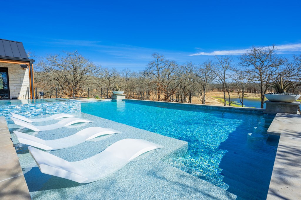 415 Mystic Oaks Trail