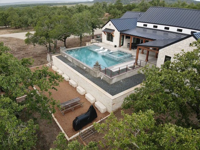 415 Mystic Oaks Trail