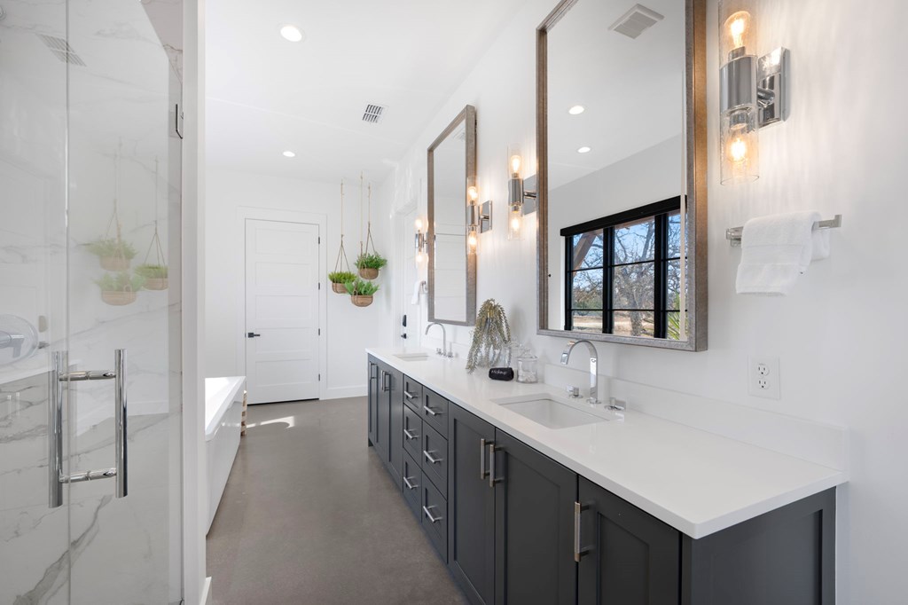 415 Mystic Oaks Trail