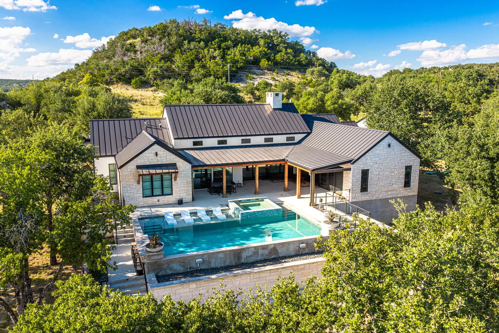 415 Mystic Oaks Trail