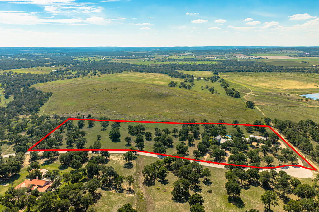 327 S Stag Trail