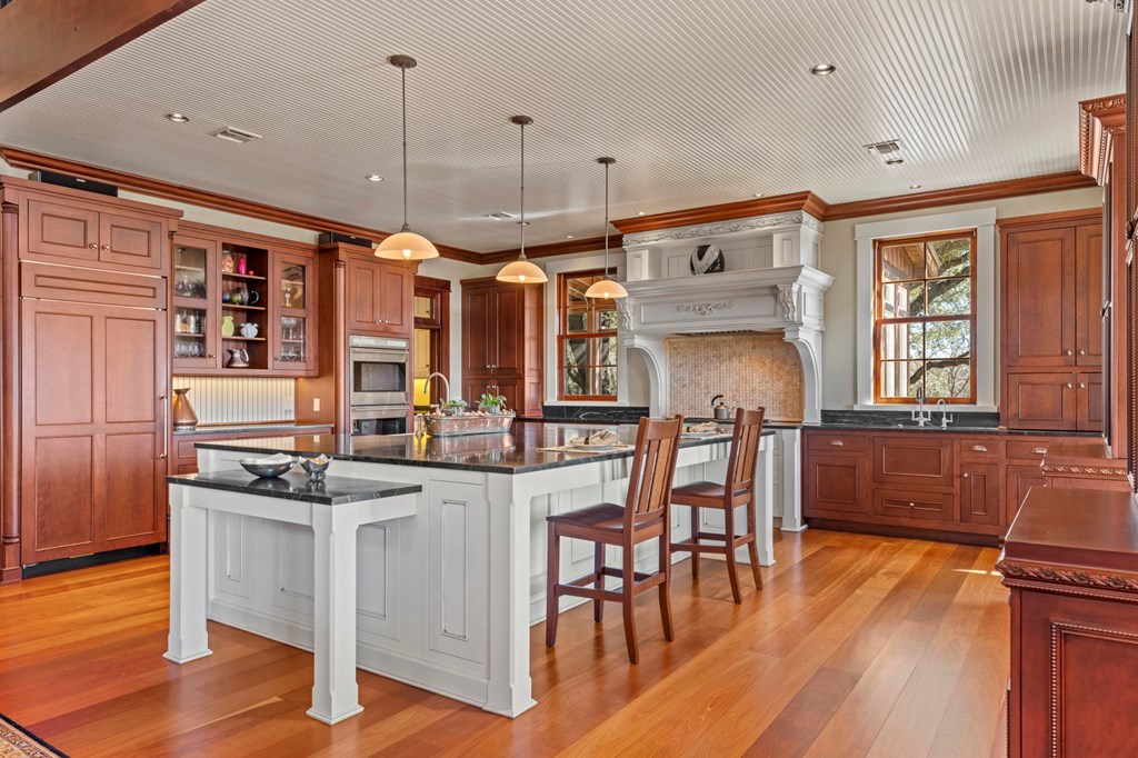 1400 Arbor Ridge Rd