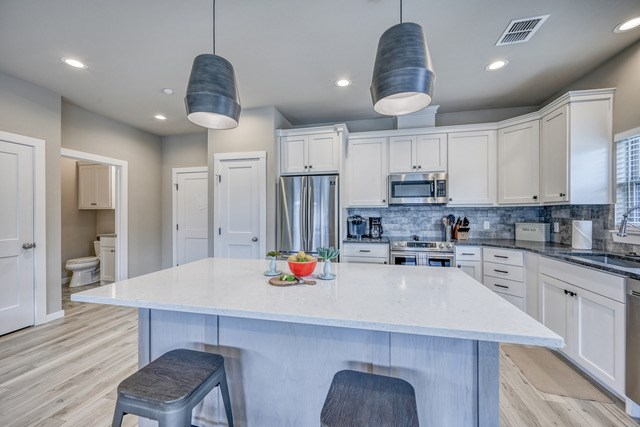 807 E Highway St 103