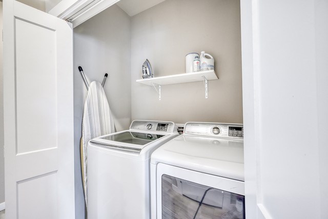 807 E Highway St 103