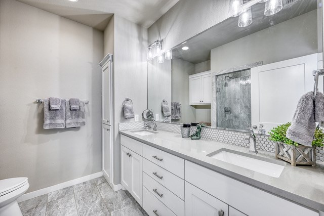 807 E Highway St 103