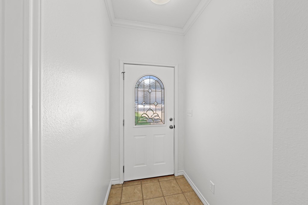 502 Winding Way