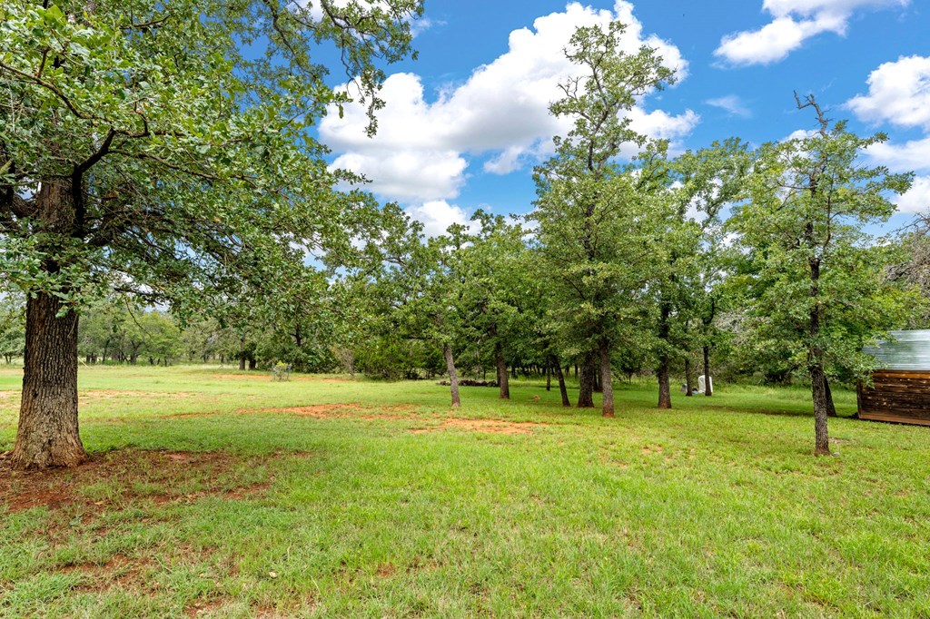 26 Oak Valley Dr