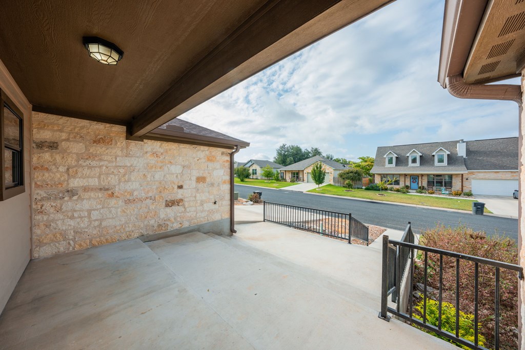 720 Darlington Dr