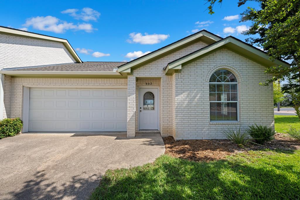 502 Winding Way