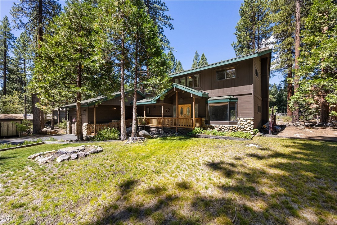 445 Country Club Dr