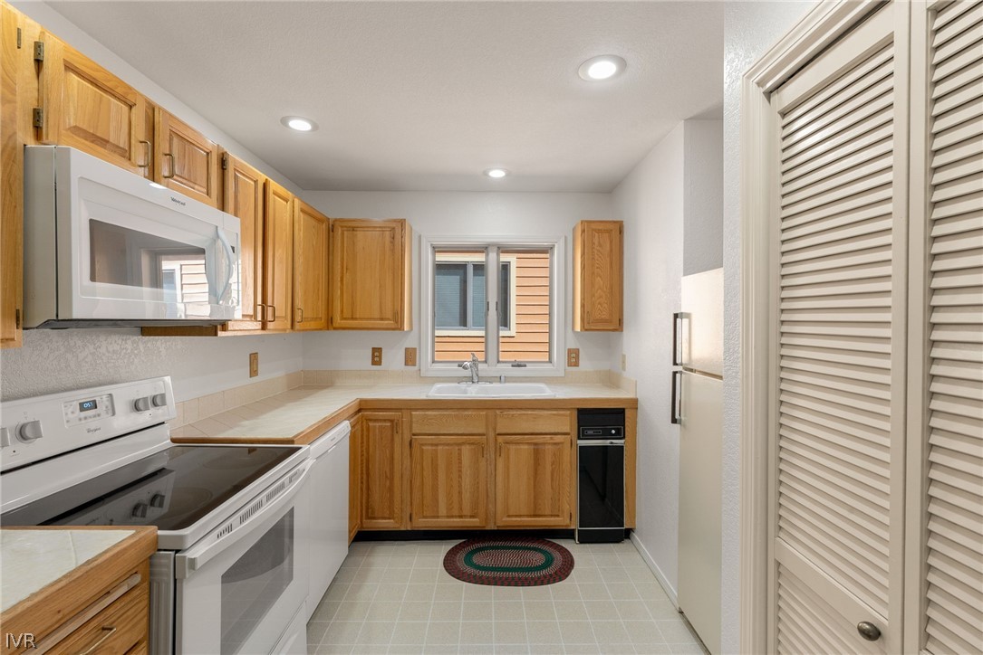 120 Village Boulevard 121