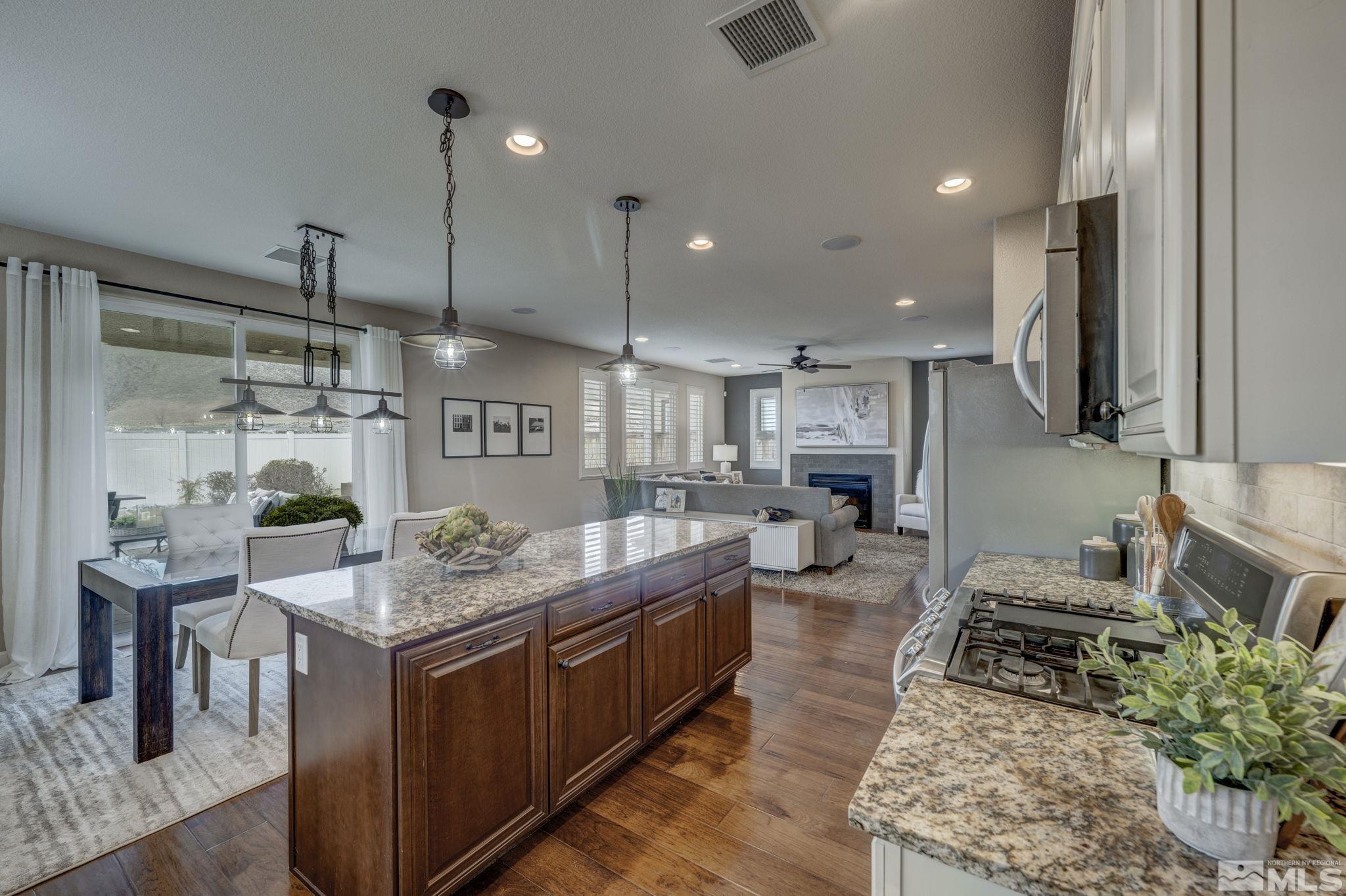 2915 Show Jumper Lane