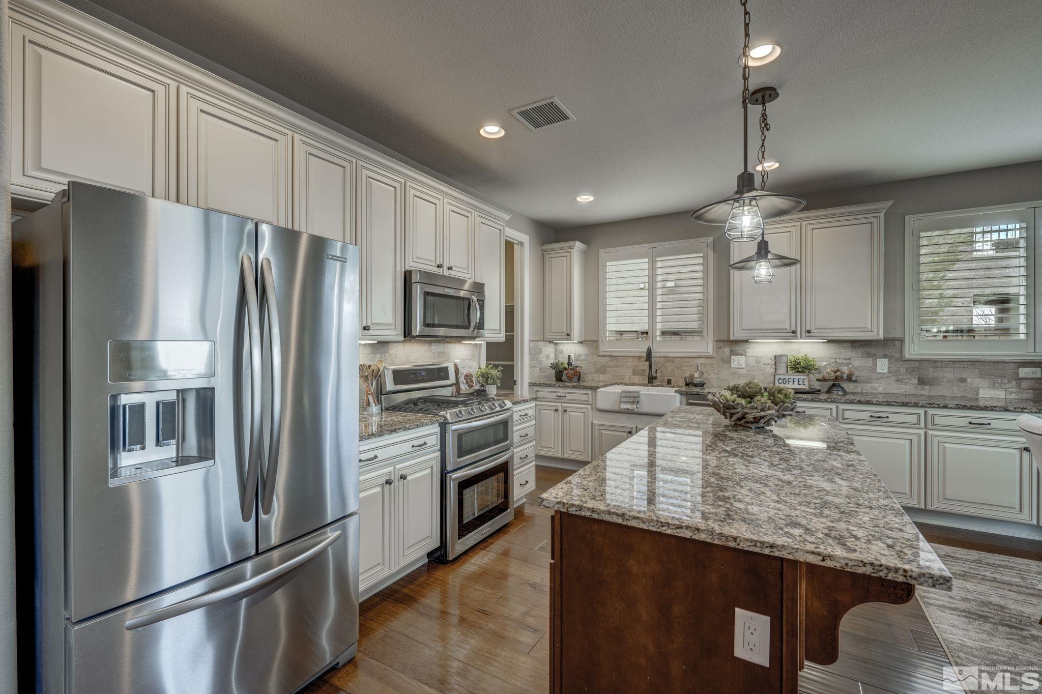 2915 Show Jumper Lane
