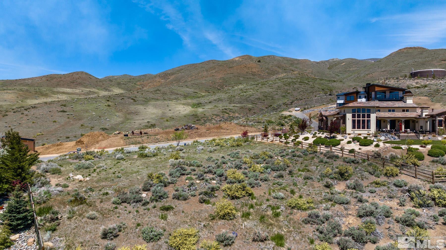 8674 Eagle Chase Trail
