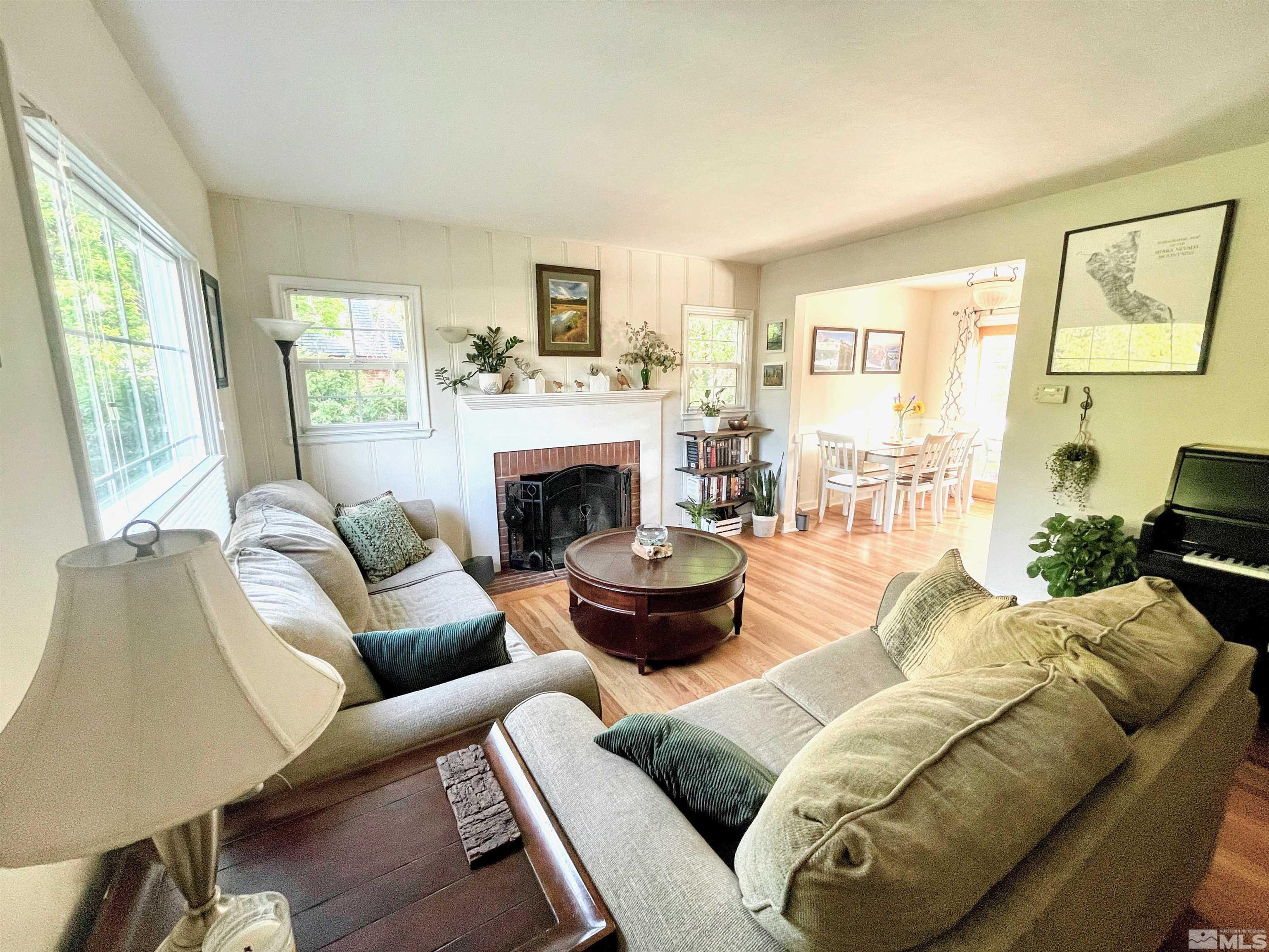 817 Vine Street