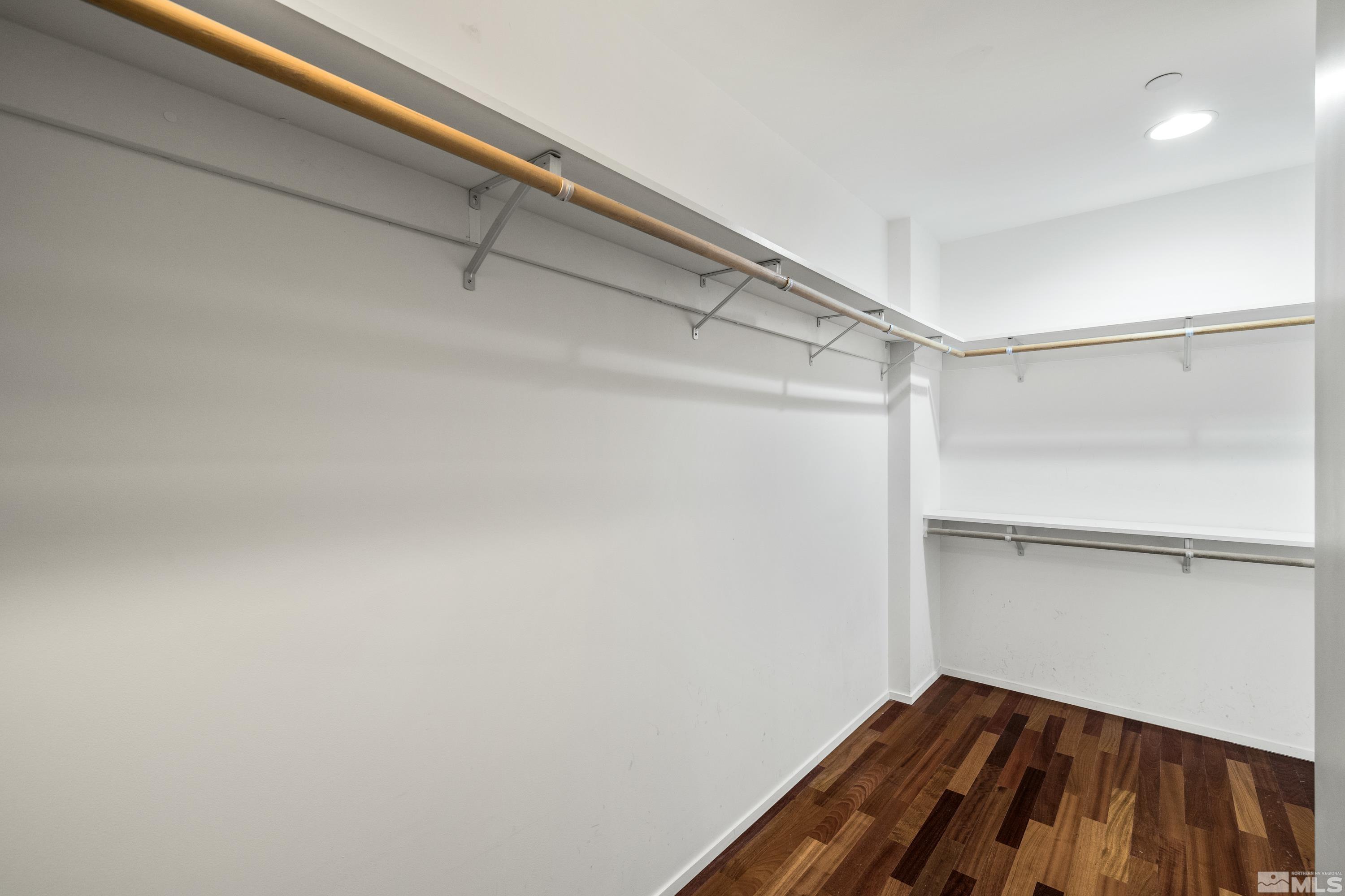 255 N Sierra, 2307