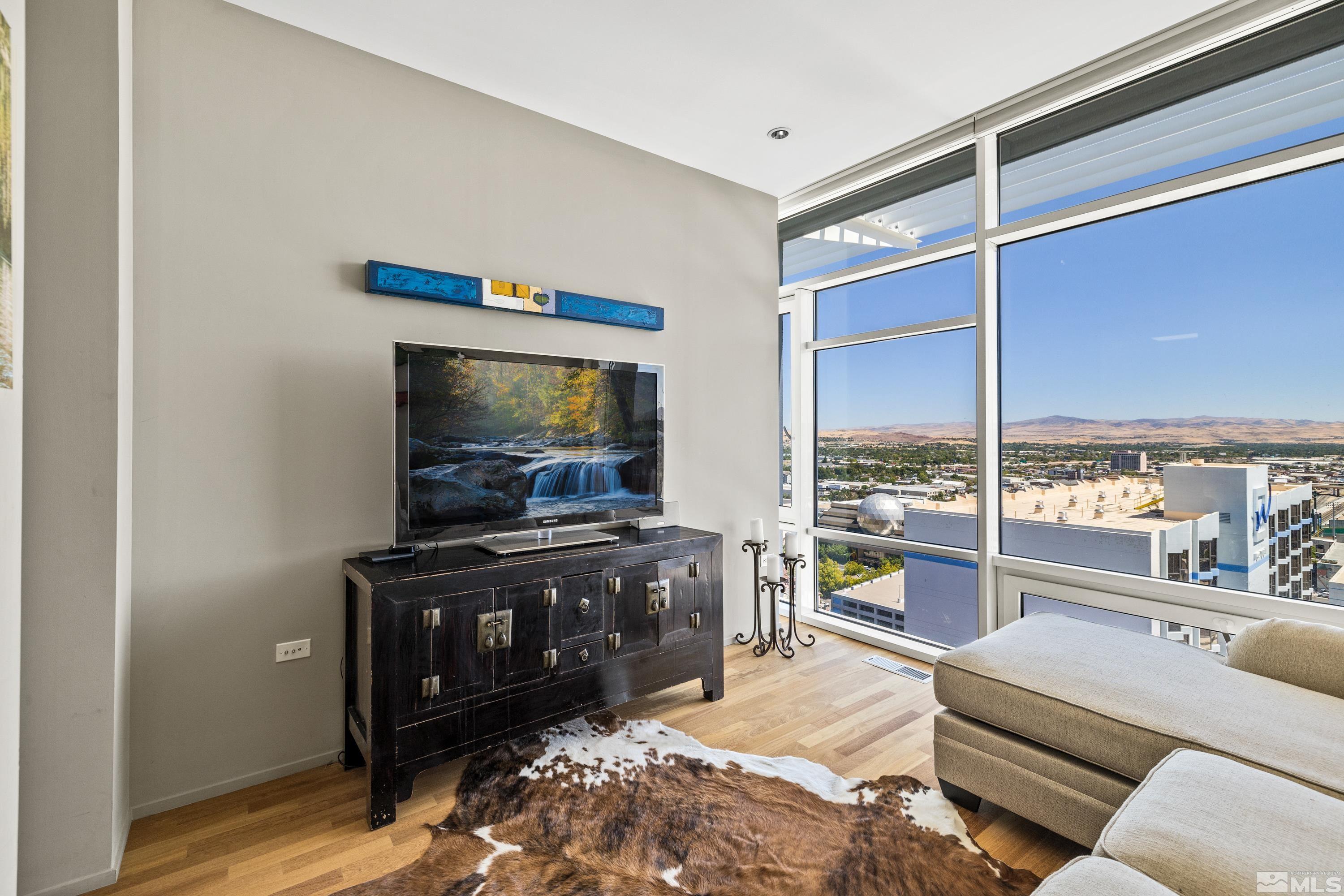 255 N Sierra, 2307