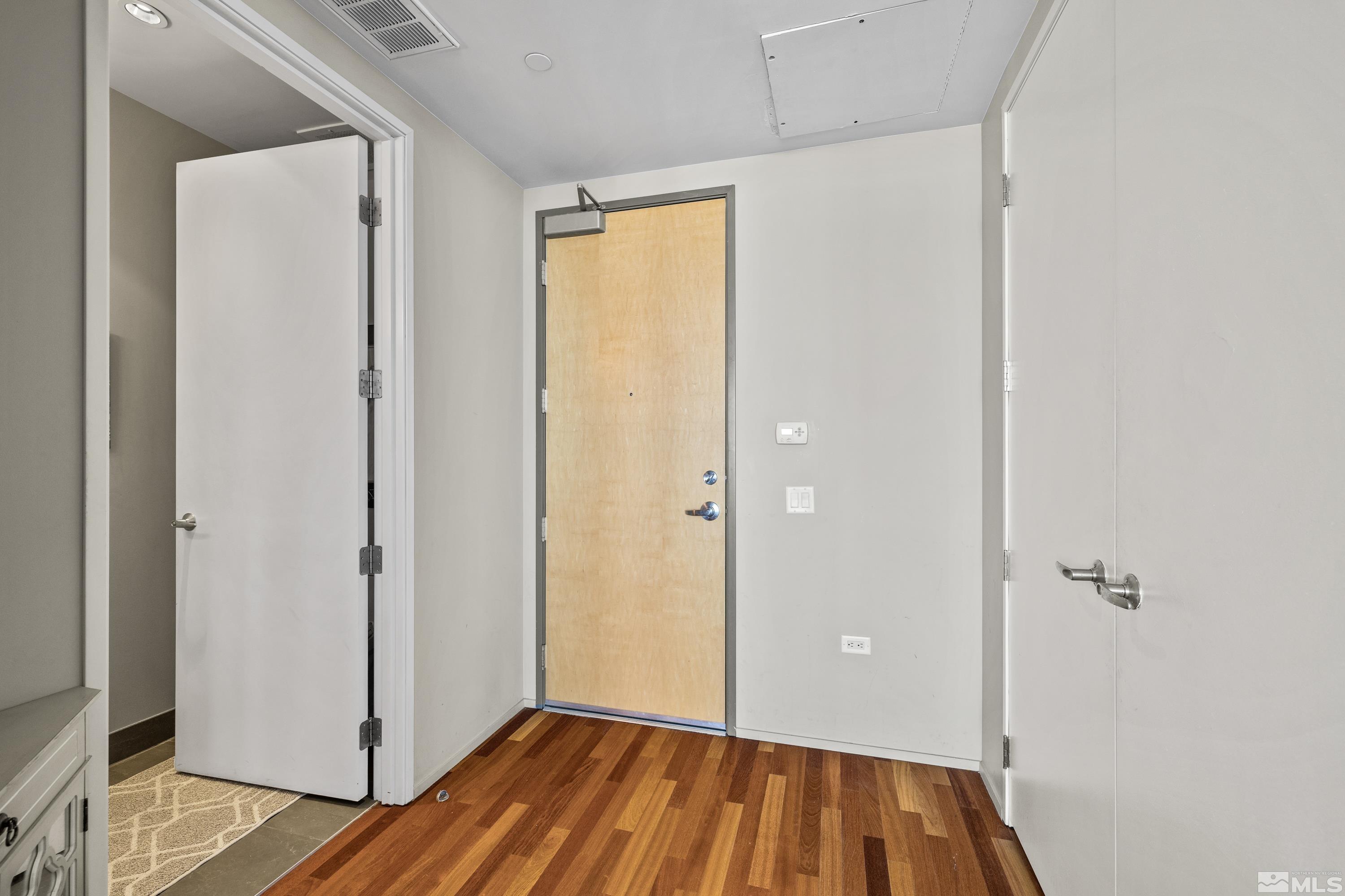 255 N Sierra, 2307