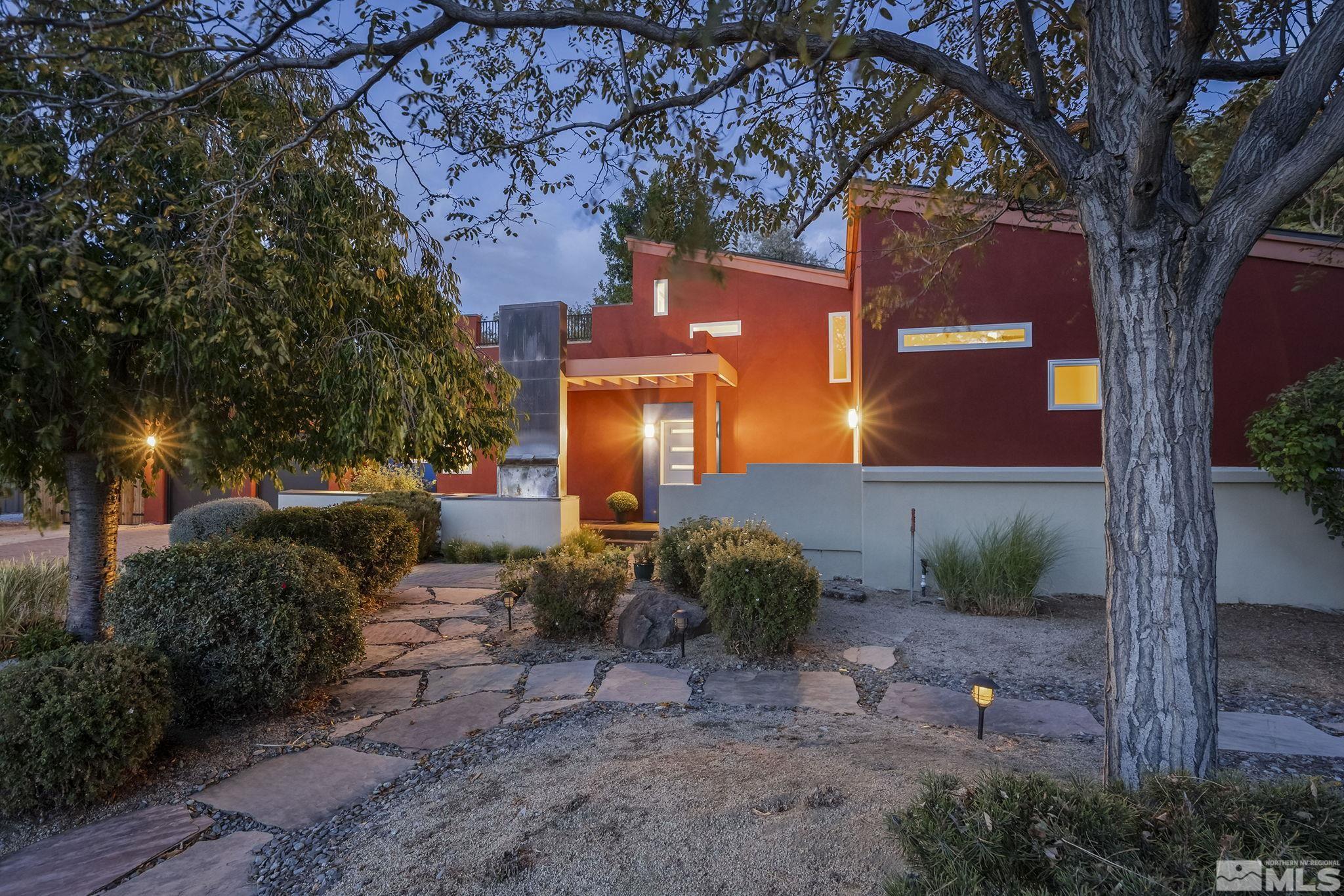 6850 Prestwick Circle