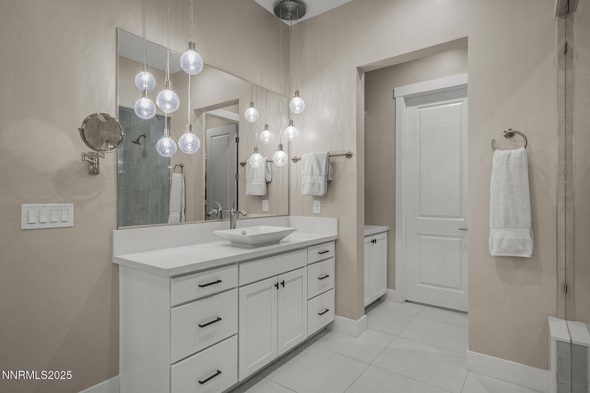 718 W Pleasant Oak Trail