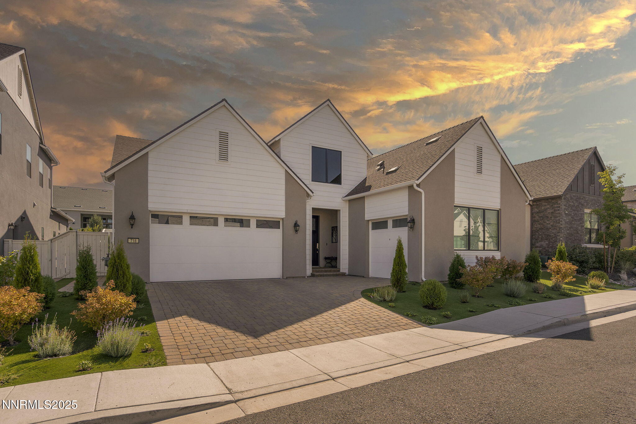 718 W Pleasant Oak Trail