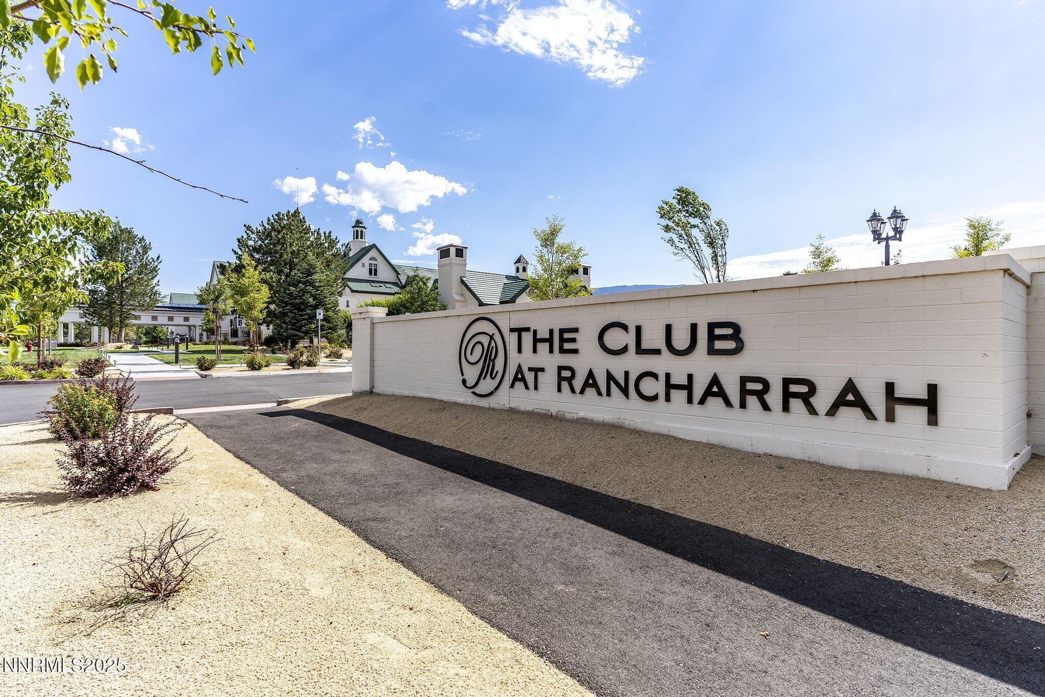 718 W Pleasant Oak Trail