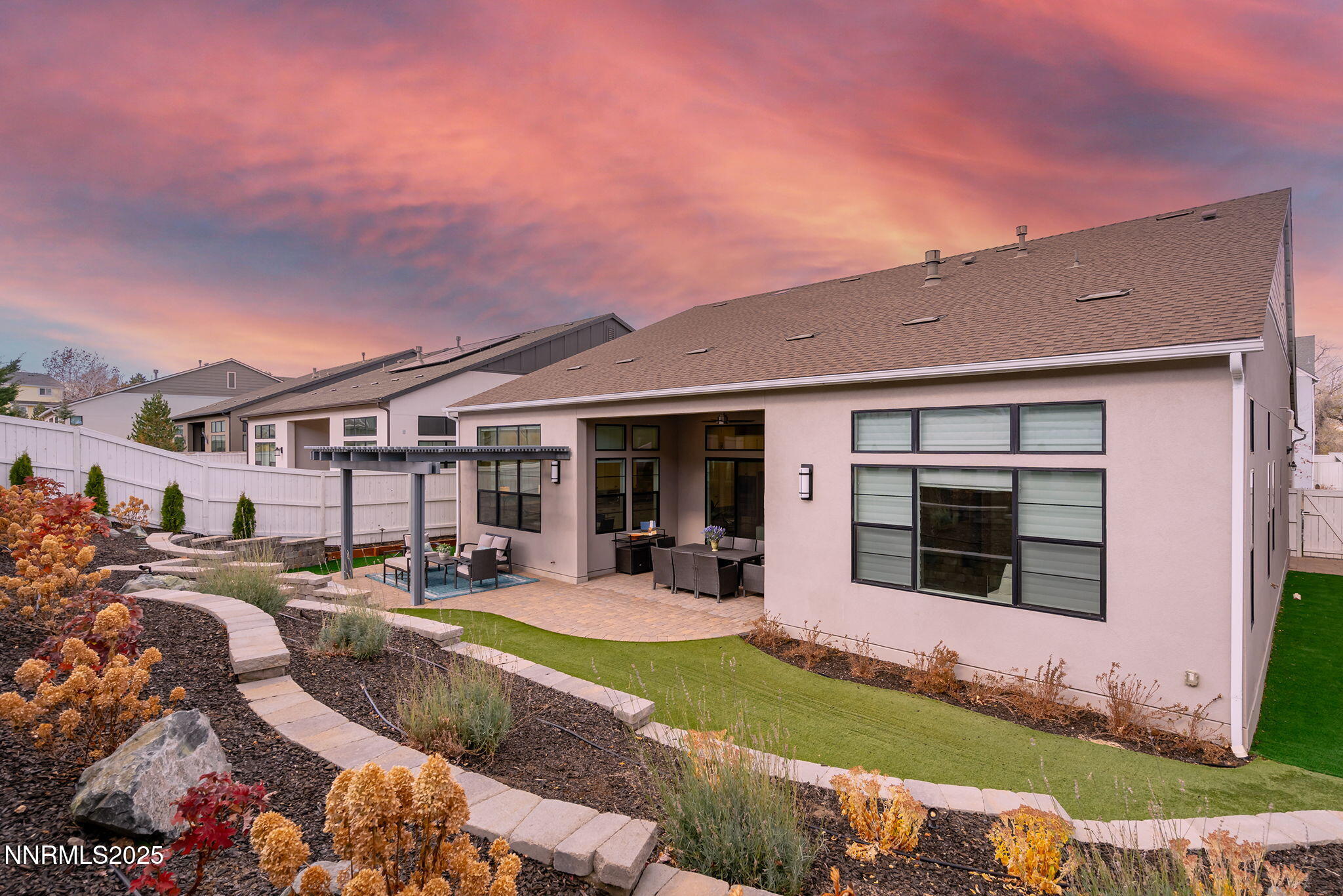 718 W Pleasant Oak Trail