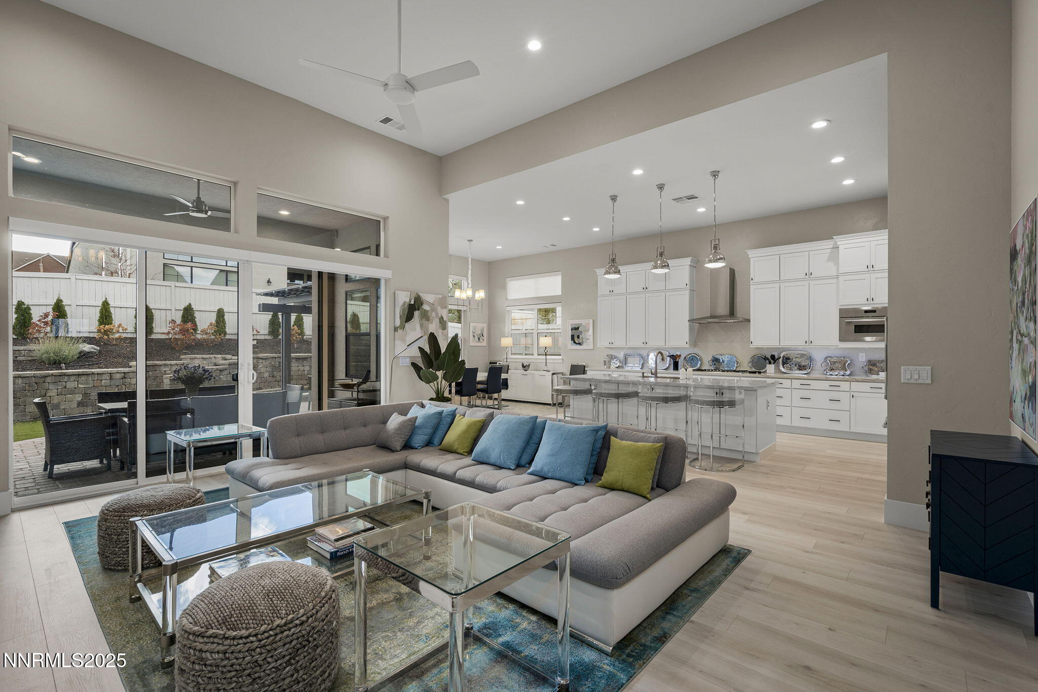 718 W Pleasant Oak Trail