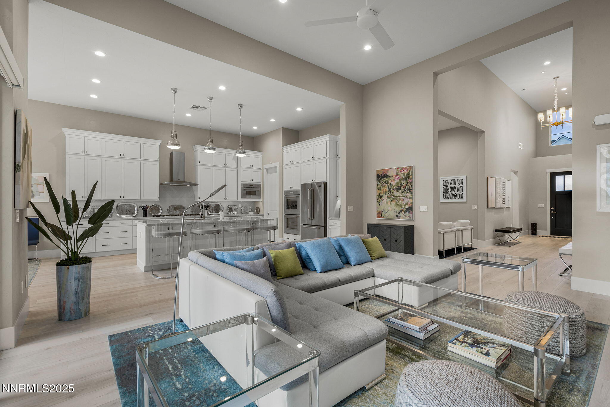 718 W Pleasant Oak Trail