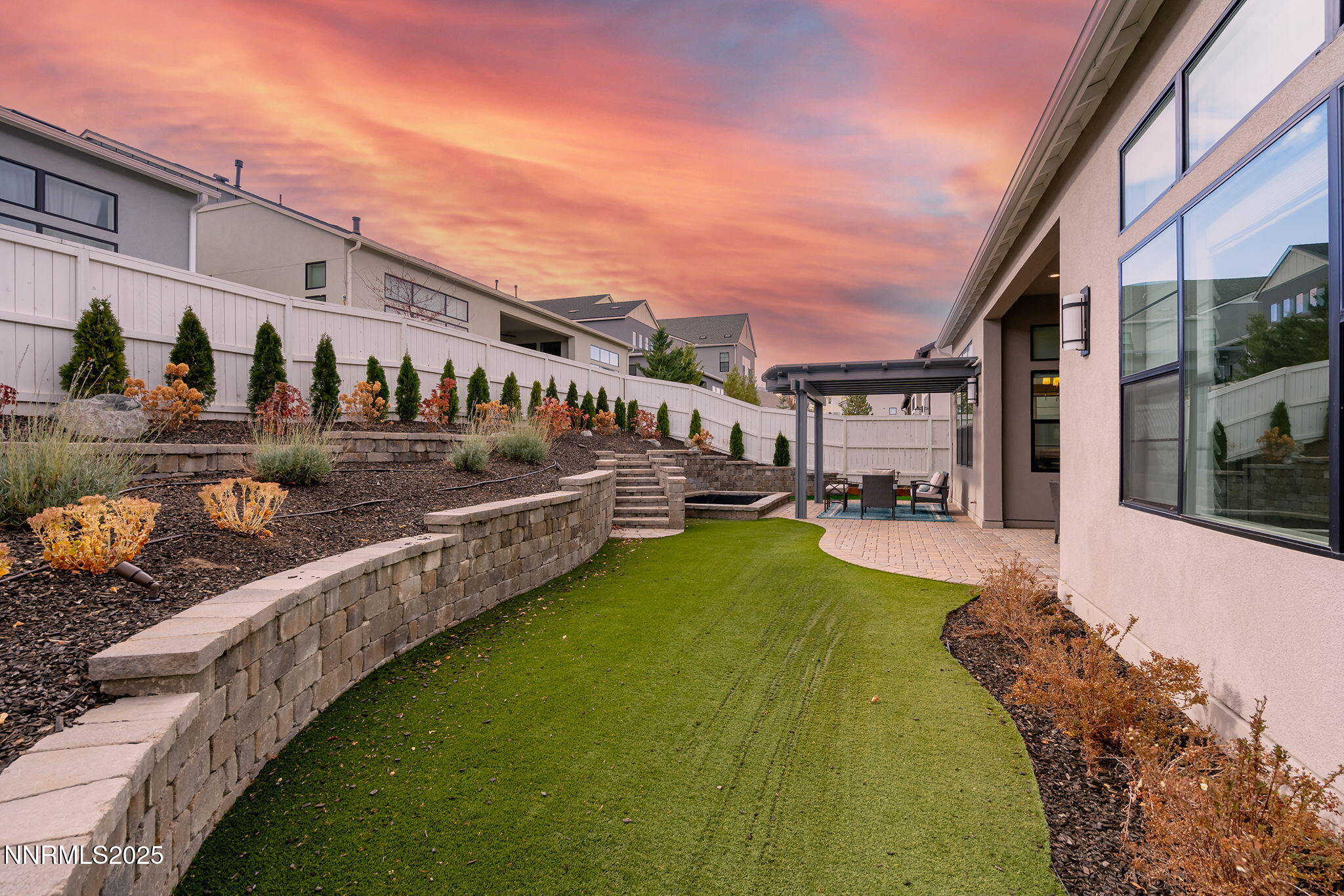 718 W Pleasant Oak Trail