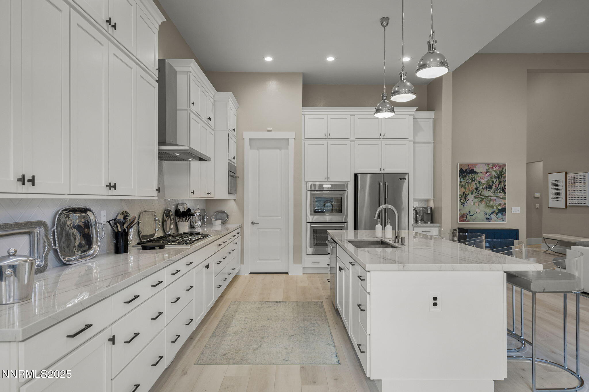 718 W Pleasant Oak Trail