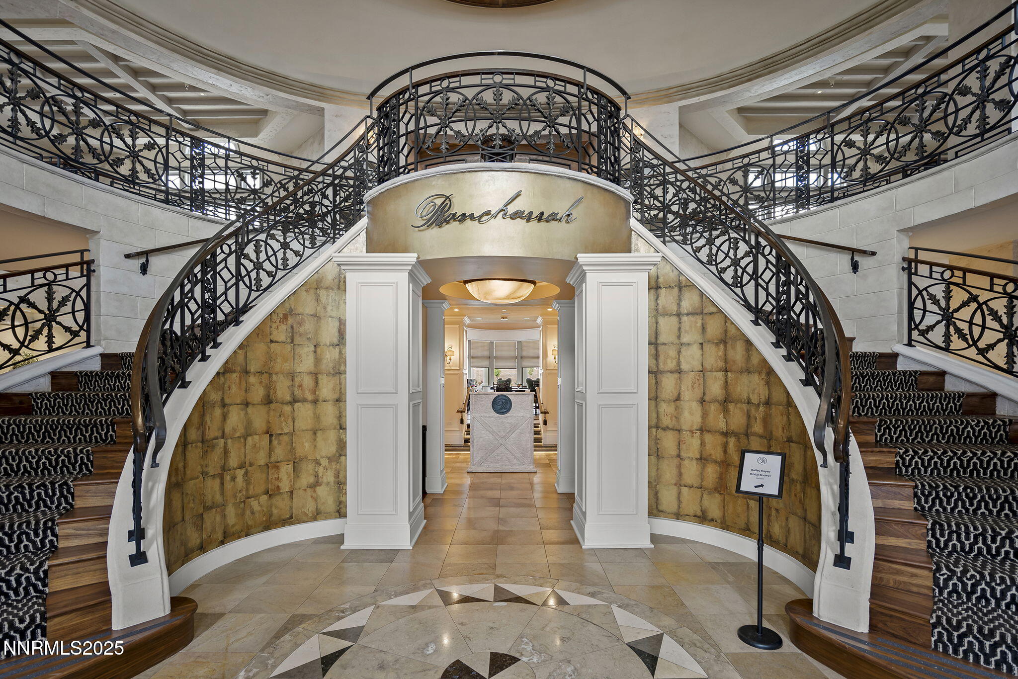 718 W Pleasant Oak Trail