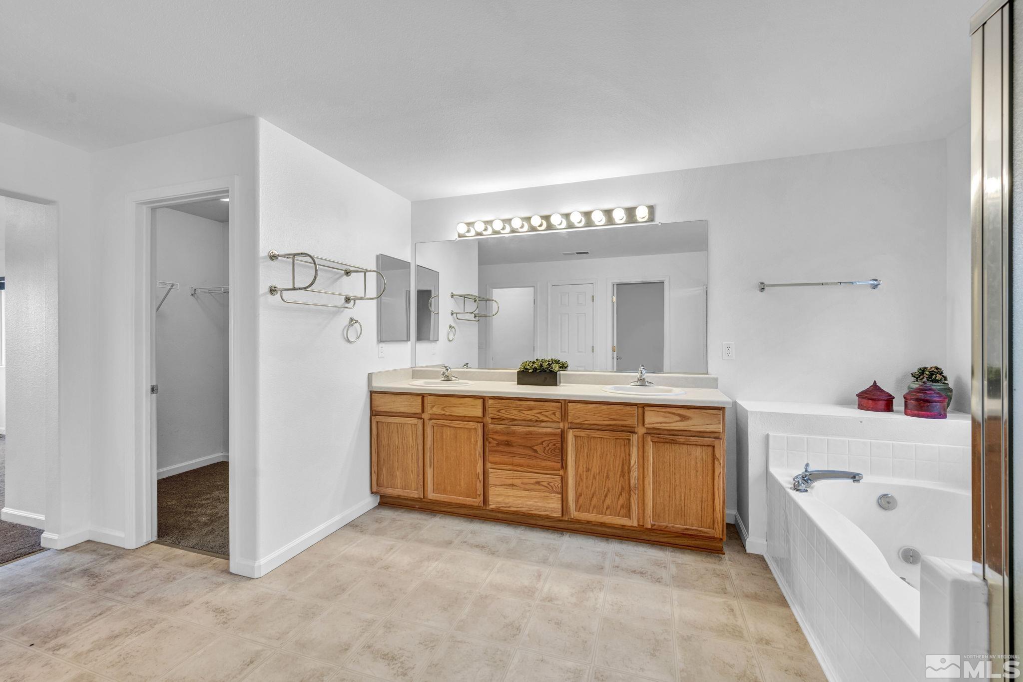 1542 Iratcabal Drive