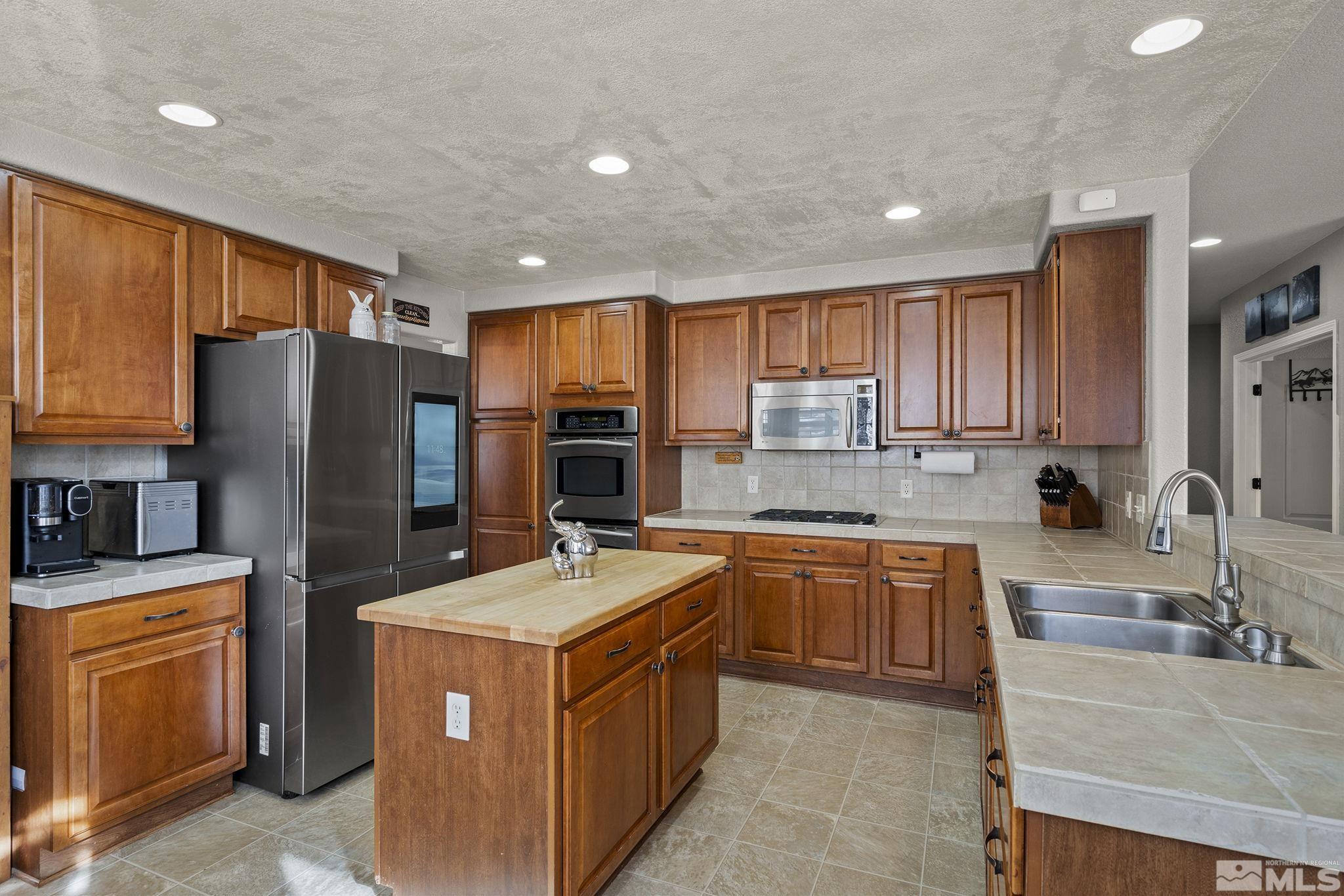 2975 Fox Trail Drive